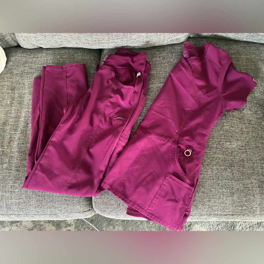 Cherokee INFINITY scrub set